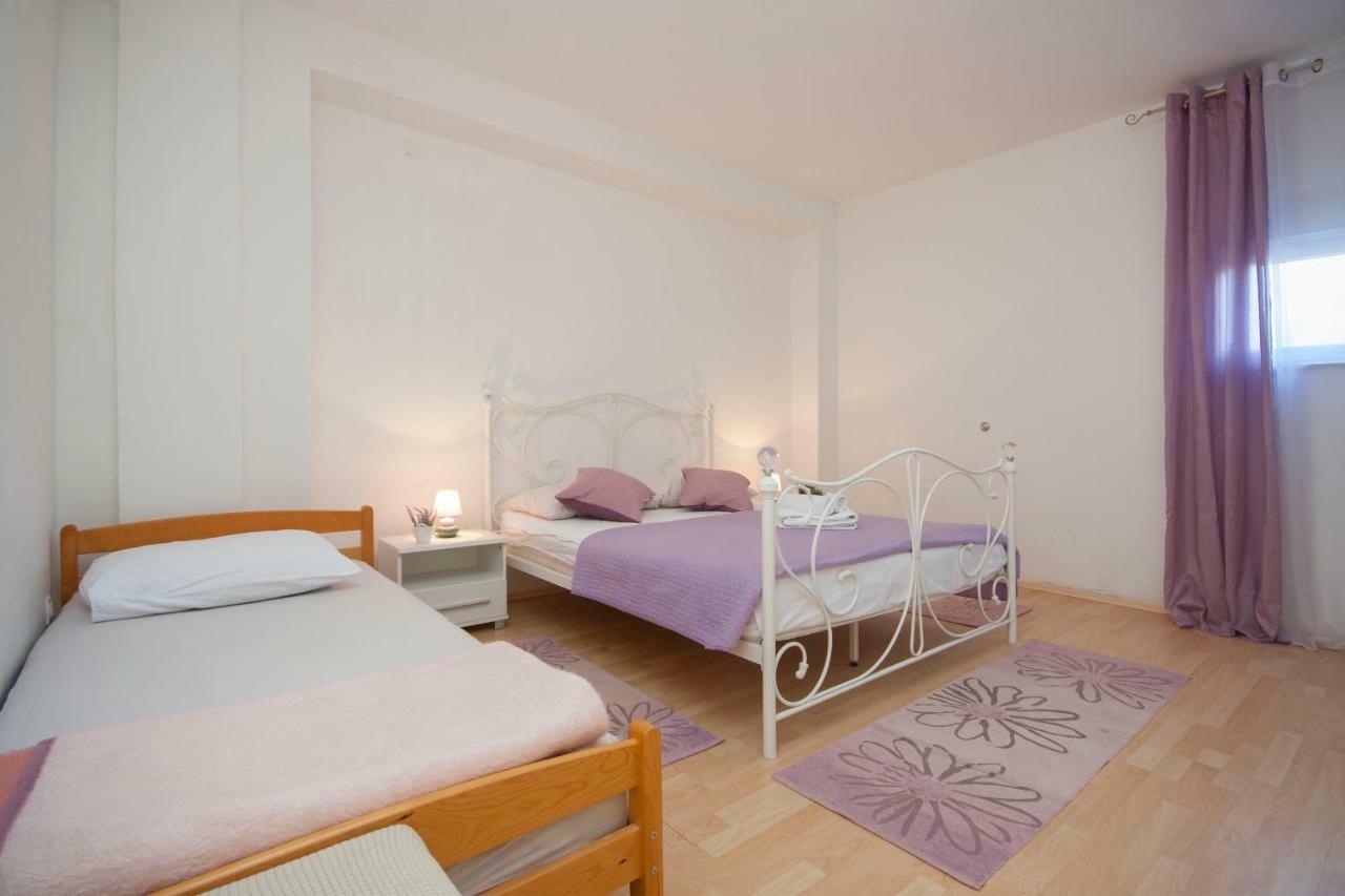 Rooms Katarina Lozovac Exteriör bild
